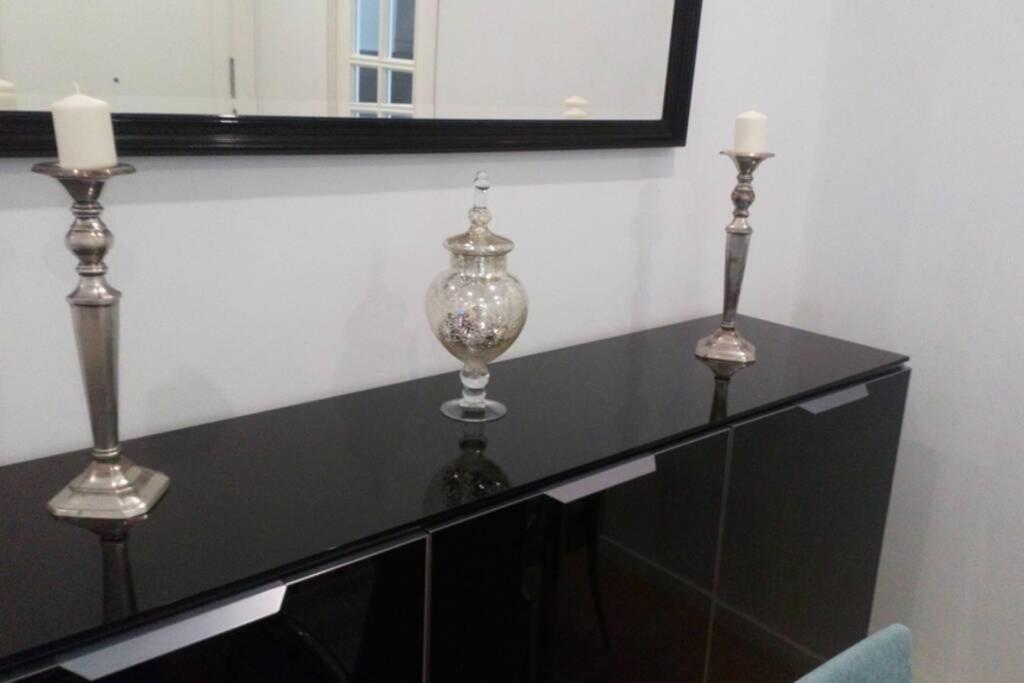 Apto Patio Andaluz. Maximo Confort Y Limpieza Cádiz Buitenkant foto
